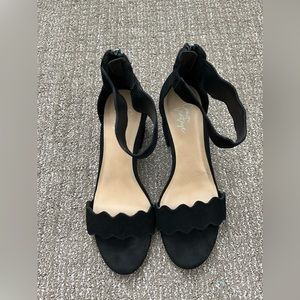 CROWN VINTAGE HEELS